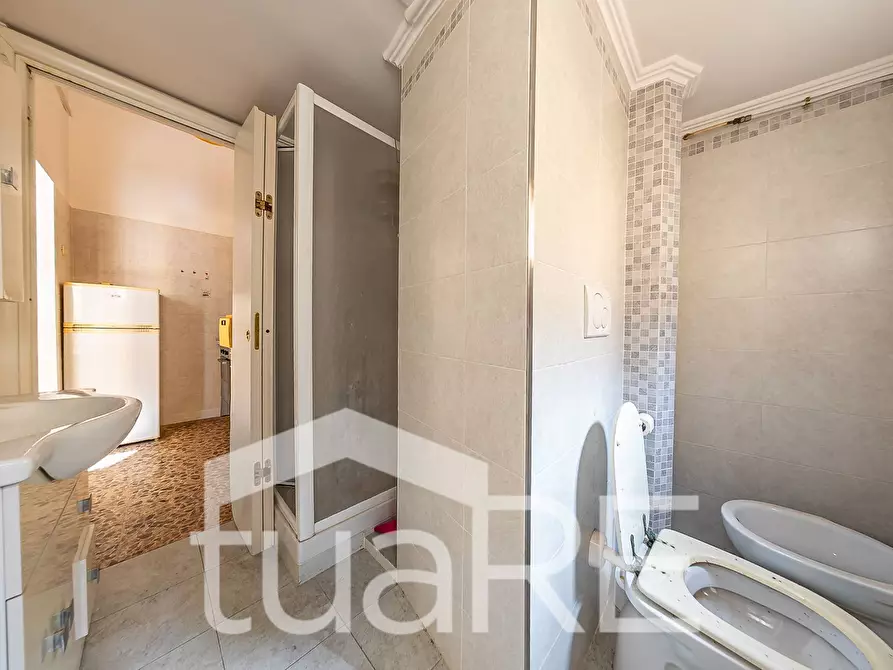 Immagine 9 di Appartamento in vendita  in Viale Manzoni a Roma