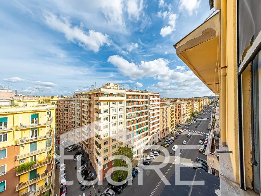 Immagine 5 di Attico in vendita  in Via Della Giuliana a Roma