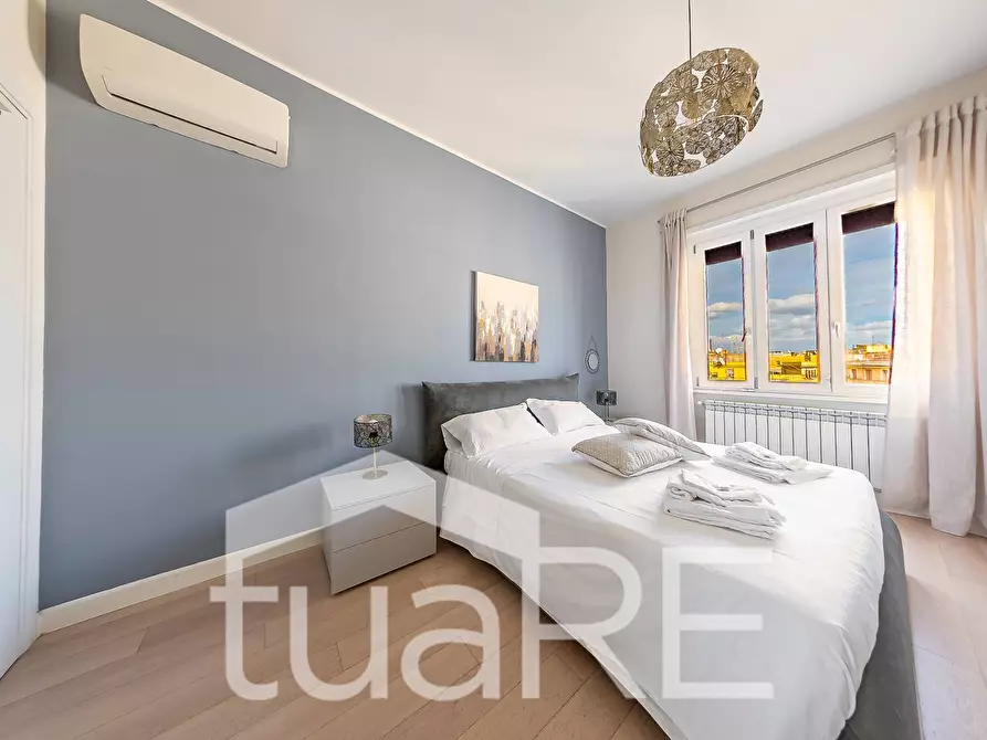 Immagine 9 di Attico in vendita  in Via Della Giuliana a Roma