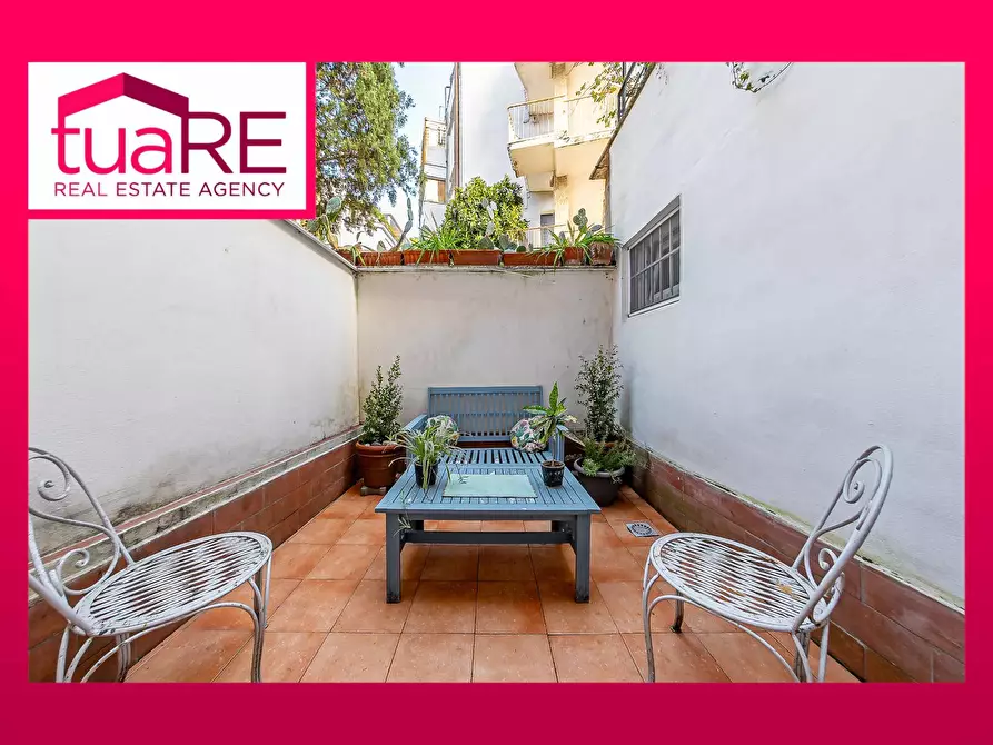 Immagine 1 di Appartamento in vendita  in Via Adelaide Ristori a Roma