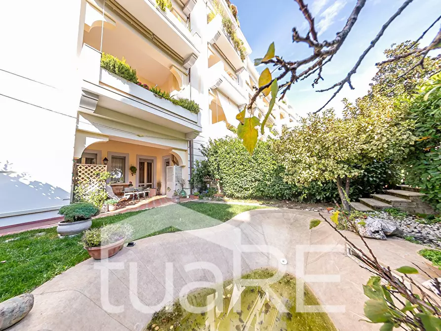 Immagine 2 di Appartamento in vendita  in Via Girolamo Nisio a Roma