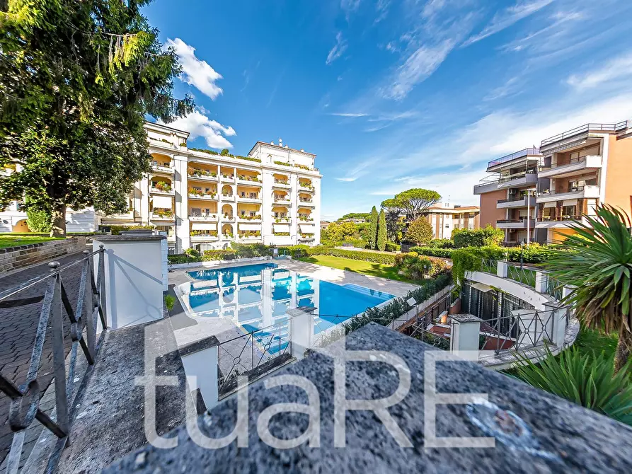 Immagine 4 di Appartamento in vendita  in Via Girolamo Nisio a Roma