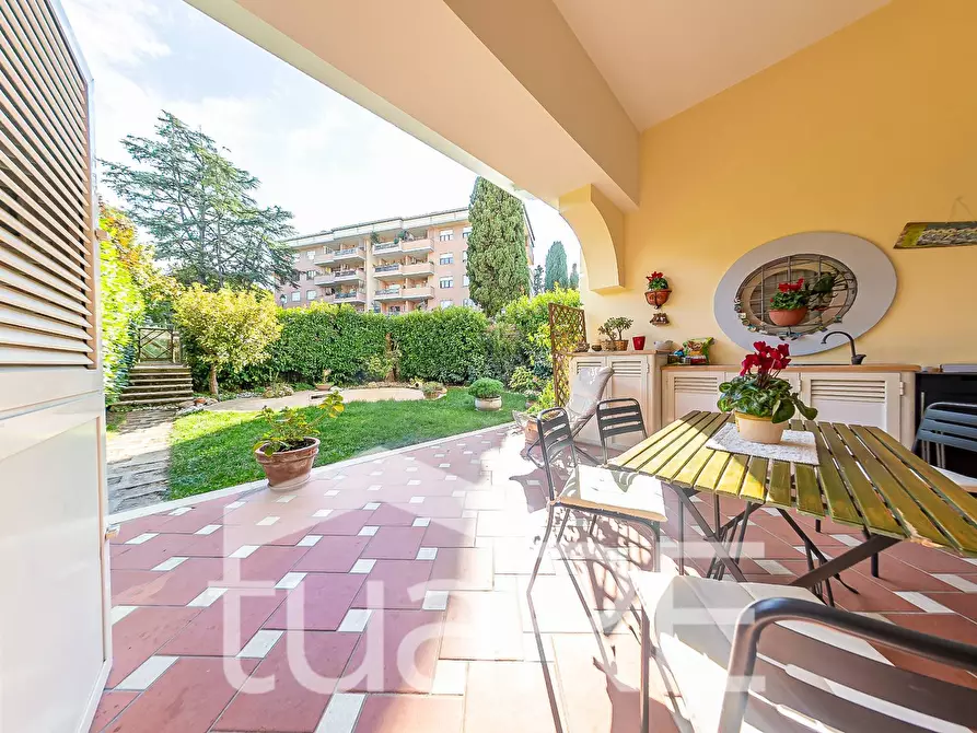 Immagine 22 di Appartamento in vendita  in Via Girolamo Nisio a Roma
