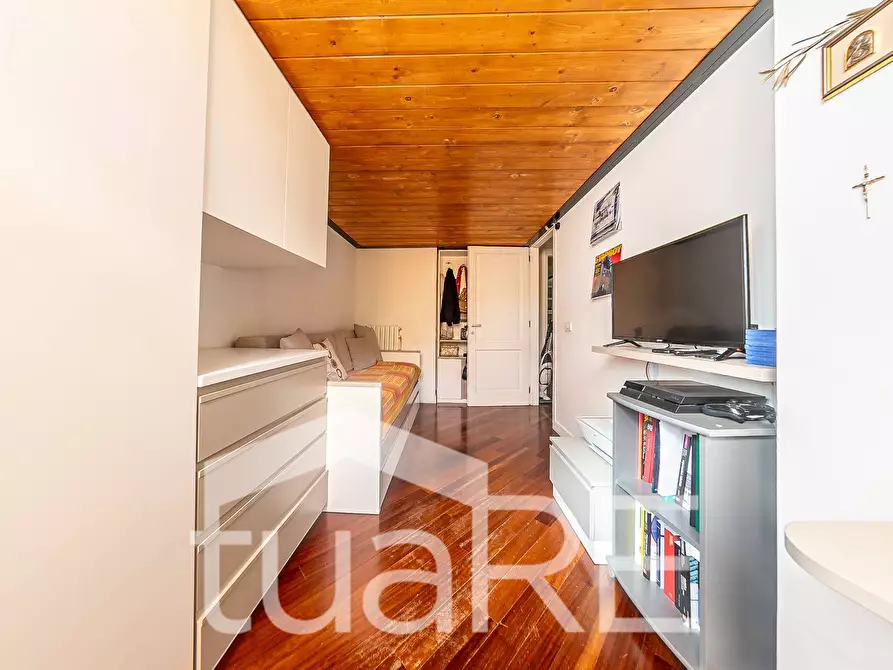 Immagine 25 di Appartamento in vendita  in Via Girolamo Nisio a Roma