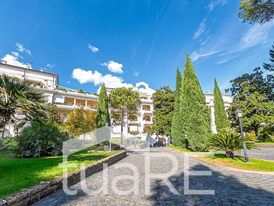 Immagine 30 di Appartamento in vendita  in Via Girolamo Nisio a Roma