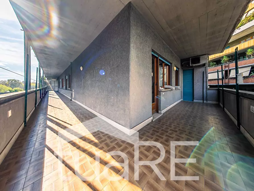 Immagine 4 di Appartamento in vendita  in Via Degli Orti Di Trastevere a Roma