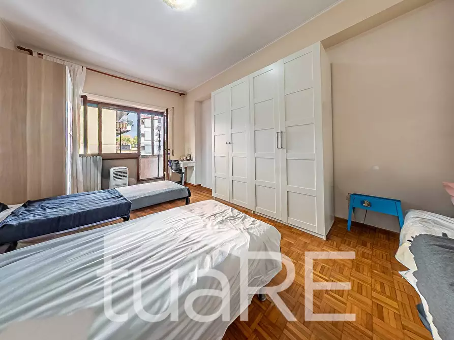 Immagine 7 di Appartamento in vendita  in Via Degli Orti Di Trastevere a Roma