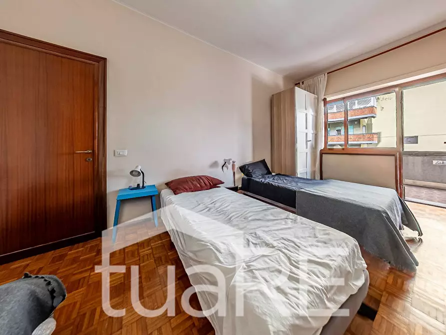 Immagine 10 di Appartamento in vendita  in Via Degli Orti Di Trastevere a Roma