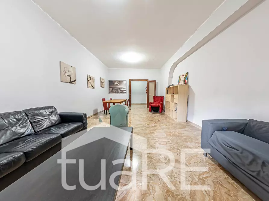 Immagine 26 di Appartamento in vendita  in Via Degli Orti Di Trastevere a Roma