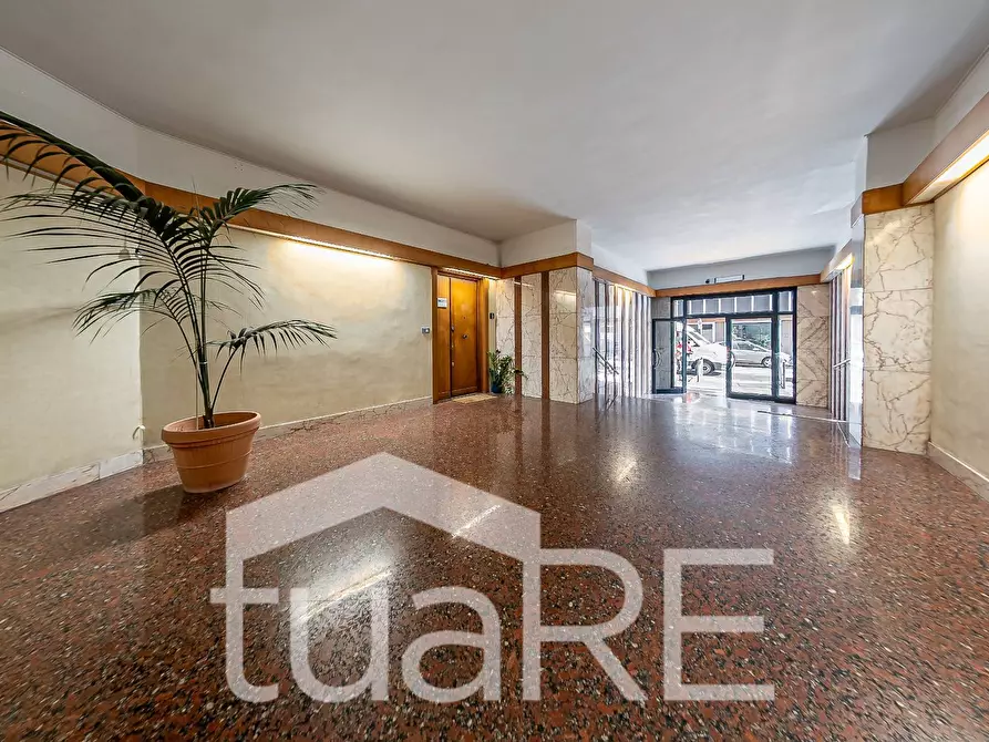 Immagine 29 di Appartamento in vendita  in Via Degli Orti Di Trastevere a Roma