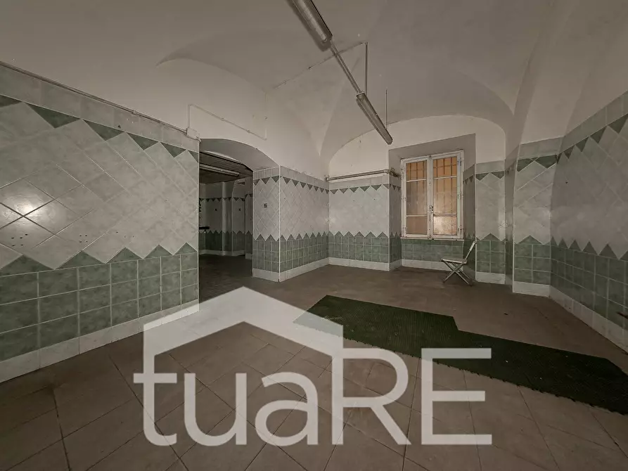 Immagine 5 di Negozio in vendita  in Via Paolo Emilio a Roma