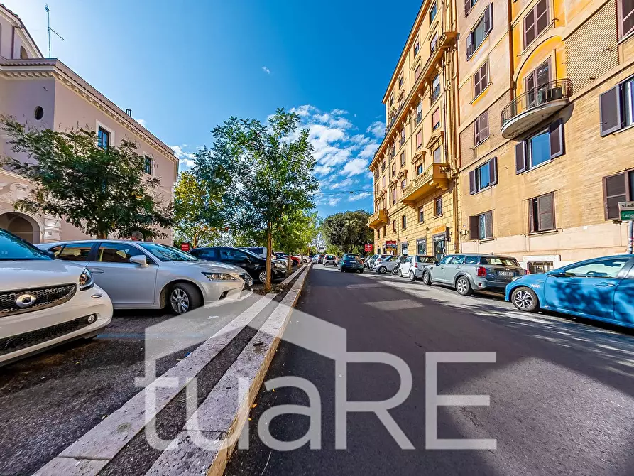 Immagine 17 di Appartamento in vendita  in Via Cesare Fracassini a Roma
