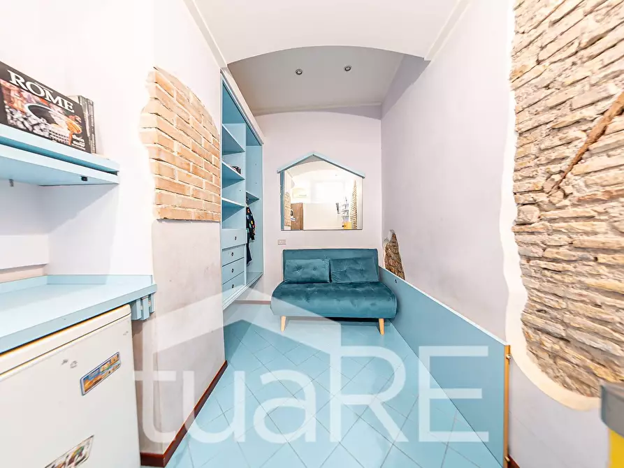 Immagine 7 di Appartamento in vendita  in Via Della Scala a Roma