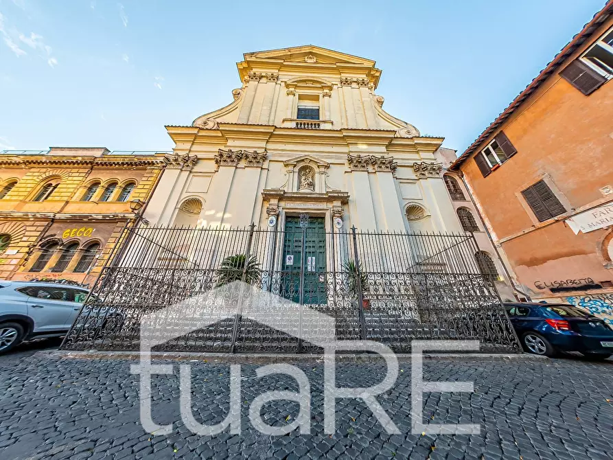 Immagine 19 di Appartamento in vendita  in Via Della Scala a Roma