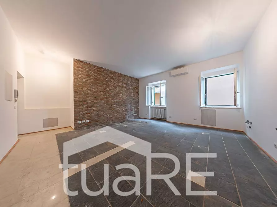 Immagine 2 di Appartamento in vendita  in Via Urbano II a Roma