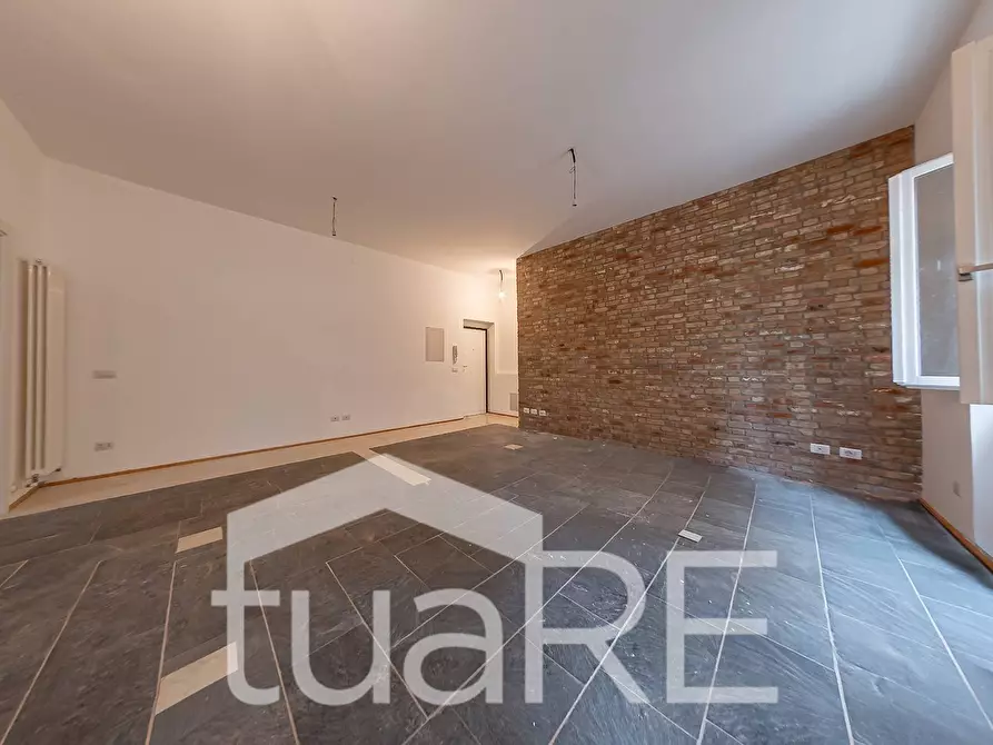 Immagine 17 di Appartamento in vendita  in Via Urbano II a Roma