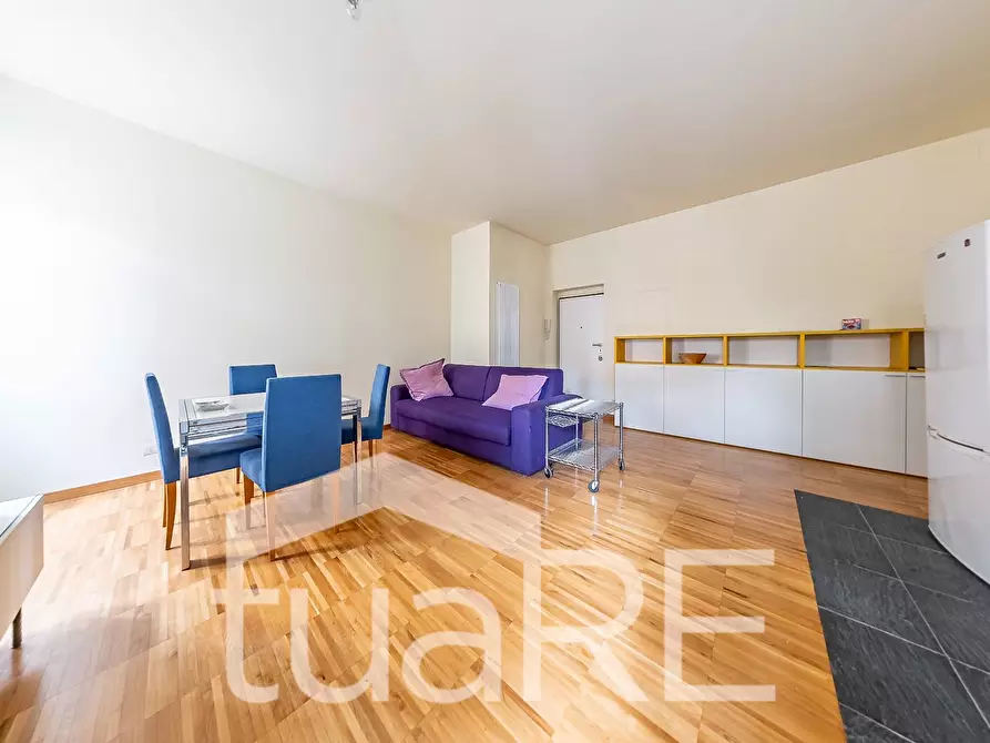 Immagine 3 di Appartamento in vendita  in Via Urbano II a Roma