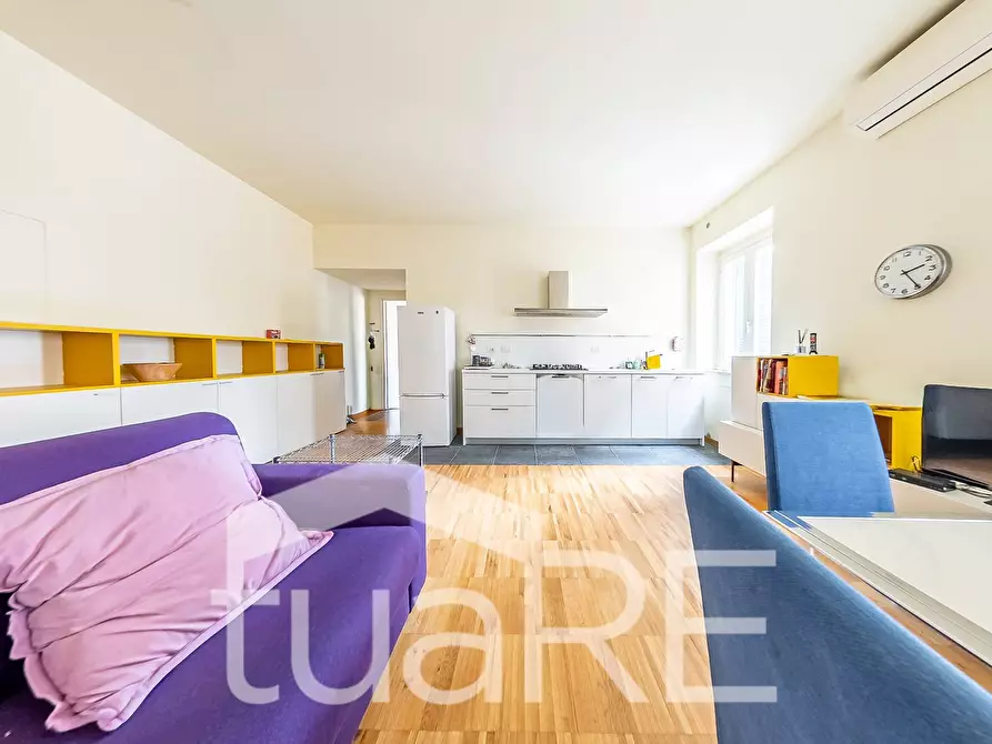 Immagine 11 di Appartamento in vendita  in Via Urbano II a Roma