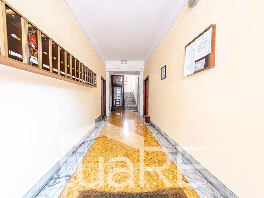 Immagine 14 di Appartamento in vendita  in Via Urbano II a Roma