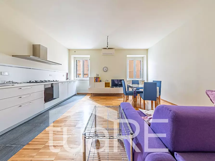 Immagine 17 di Appartamento in vendita  in Via Urbano II a Roma