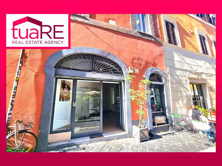 Immagine 1 di Negozio in vendita  in Via Di Panico a Roma