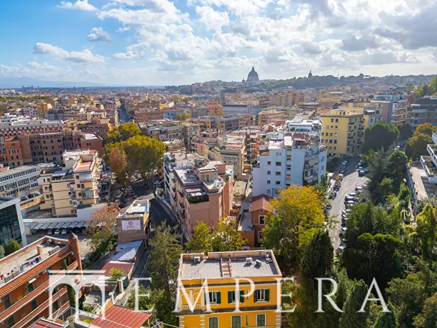 Immagine 7 di Palazzo in affitto  in Via Trionfale a Roma