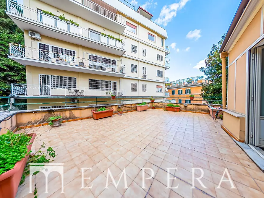 Immagine 23 di Palazzo in affitto  in Via Trionfale a Roma