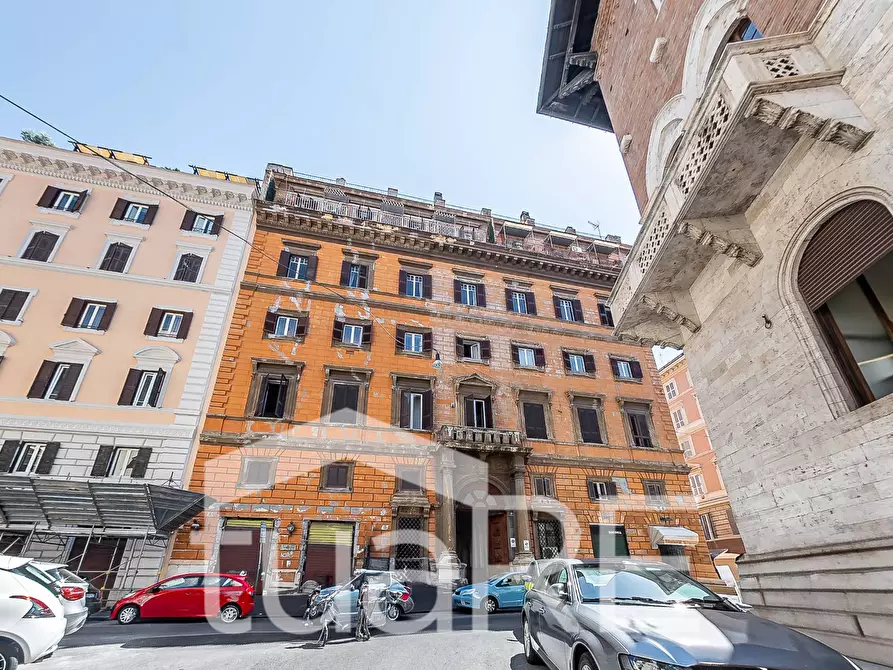 Immagine 22 di Appartamento in vendita  in Piazza Sallustio a Roma