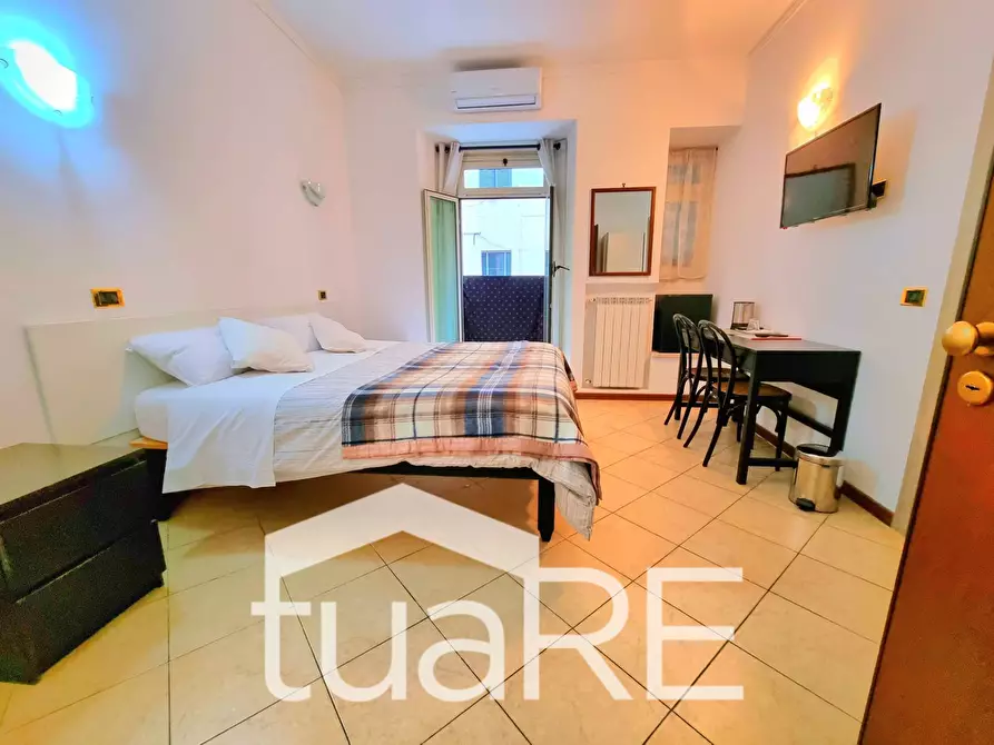 Immagine 5 di Appartamento in vendita  in Via Salaria a Roma