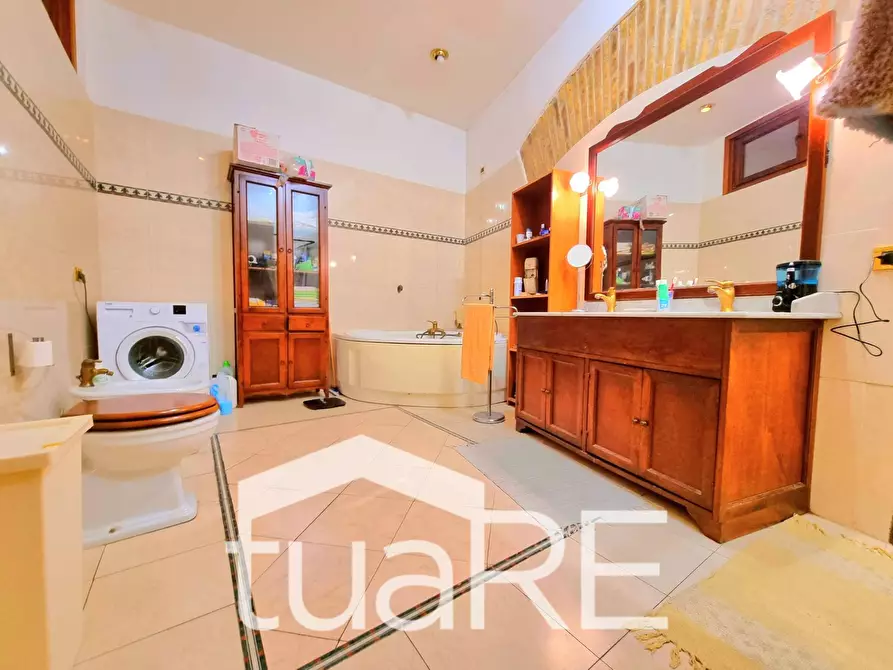 Immagine 6 di Appartamento in vendita  in Via Salaria a Roma