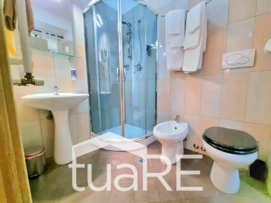 Immagine 12 di Appartamento in vendita  in Via Salaria a Roma