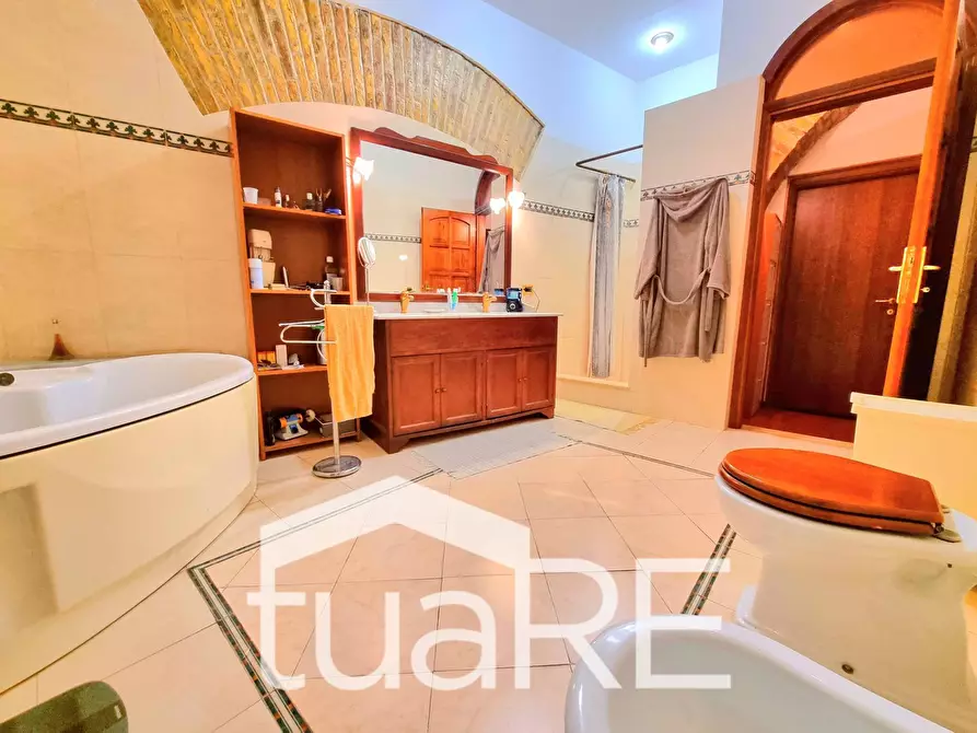 Immagine 29 di Appartamento in vendita  in Via Salaria a Roma