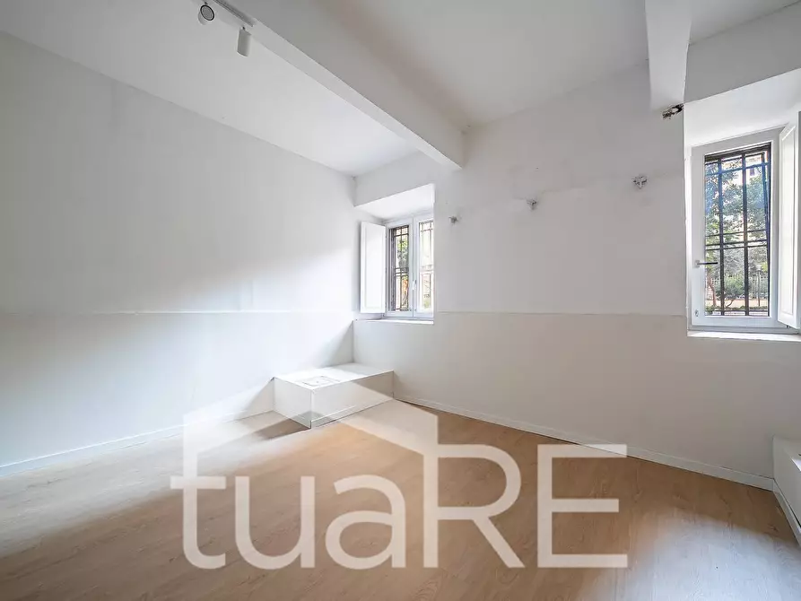 Immagine 5 di Appartamento in vendita  in Piazza Giuseppe Verdi a Roma