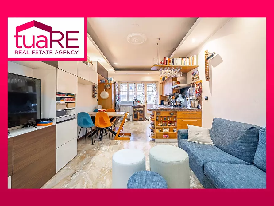 Immagine 1 di Appartamento in vendita  in Via Degli Orti Di Trastevere a Roma