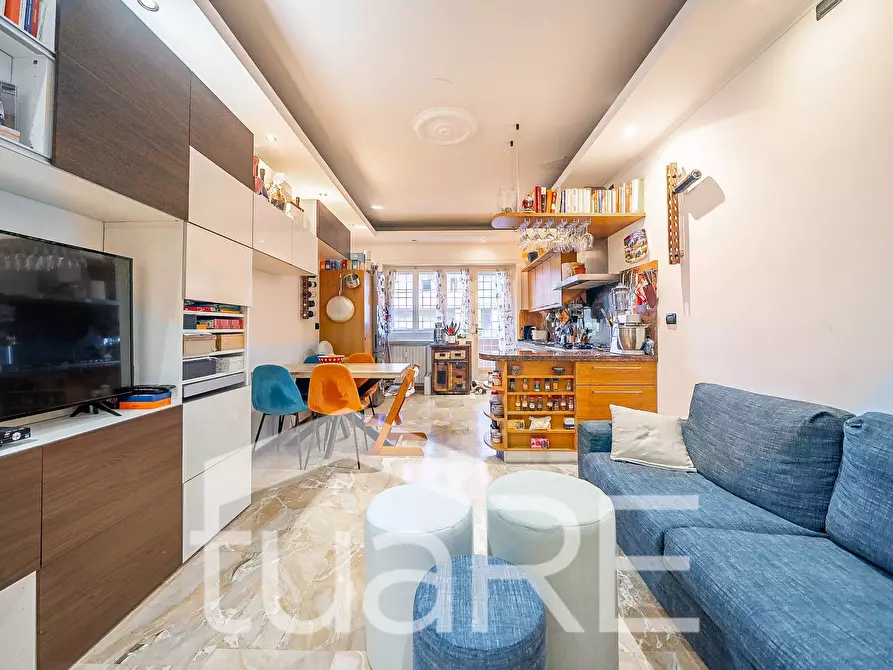 Immagine 18 di Appartamento in vendita  in Via Degli Orti Di Trastevere a Roma