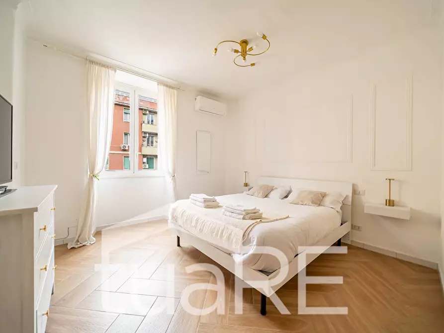 Immagine 2 di Appartamento in vendita  in Via Di Santa Maria Ausiliatrice a Roma