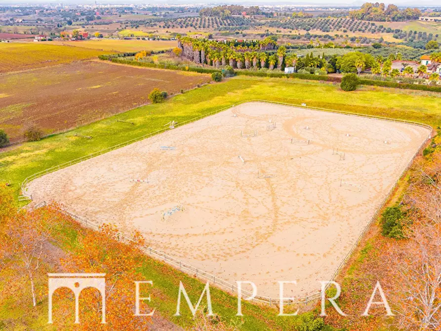Immagine 7 di Appartamento in vendita  in Via Del Boschetto Della Bella Cenci a Roma