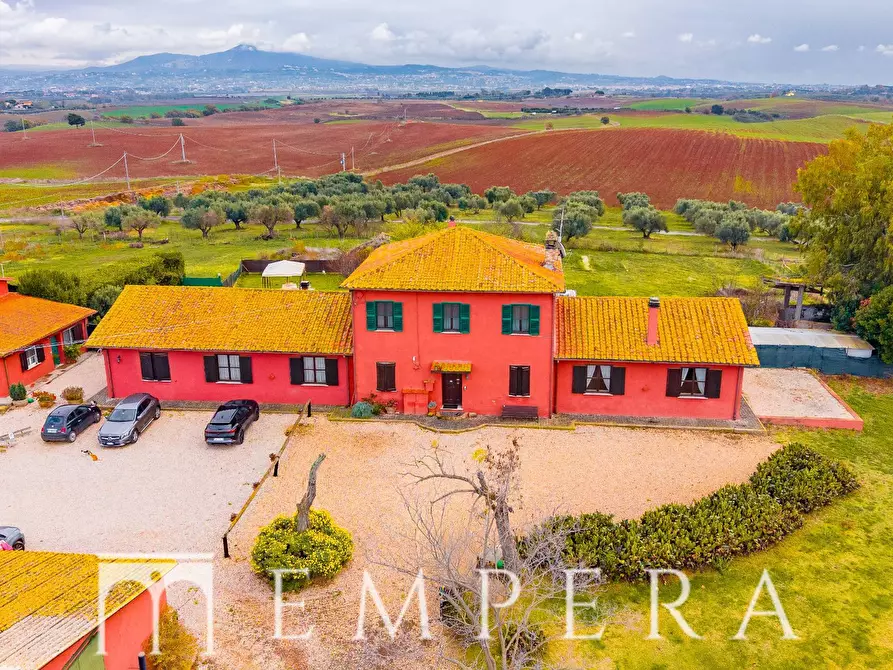 Immagine 10 di Appartamento in vendita  in Via Del Boschetto Della Bella Cenci a Roma