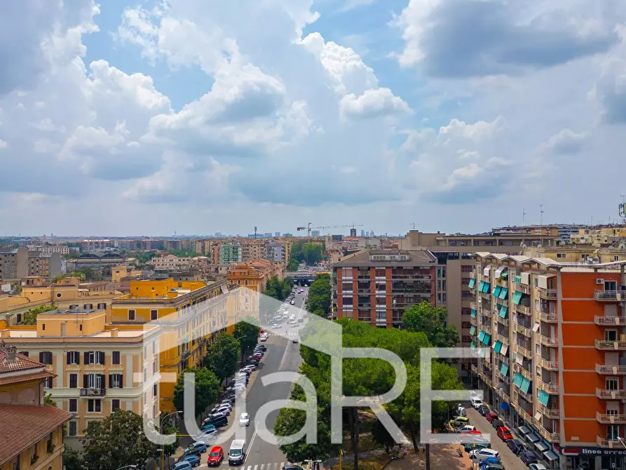 Immagine 20 di Appartamento in vendita  in via ettore rolli a Roma