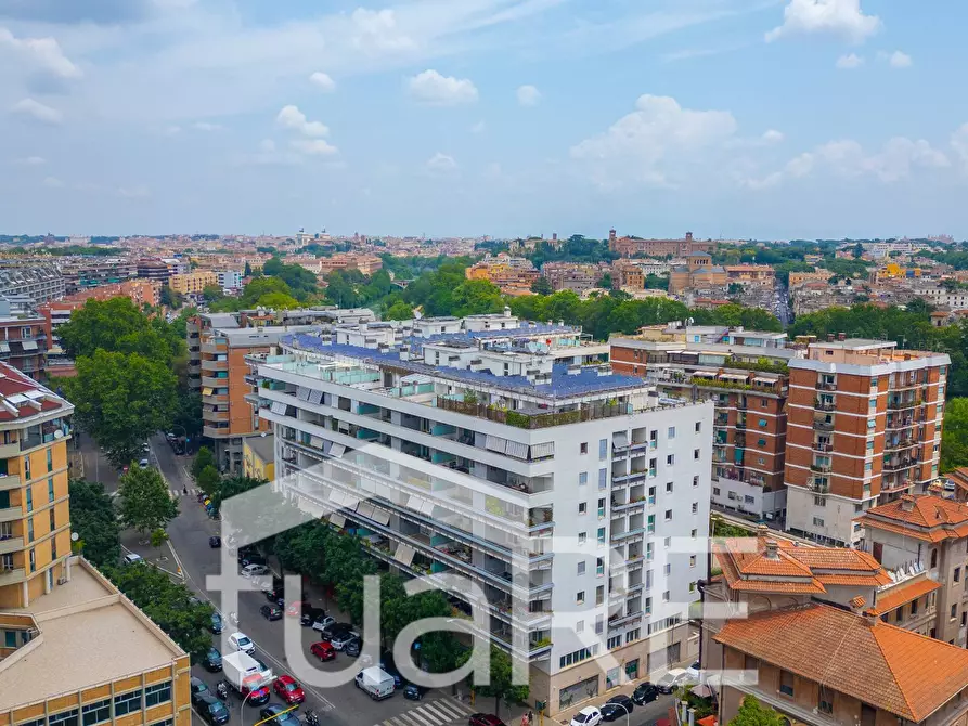 Immagine 24 di Appartamento in vendita  in via ettore rolli a Roma