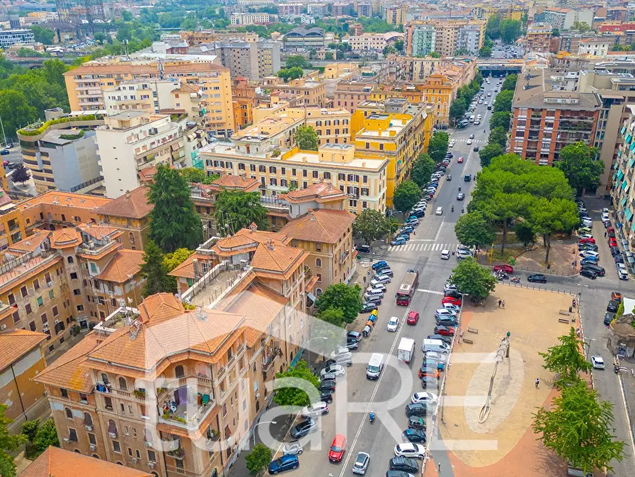 Immagine 27 di Appartamento in vendita  in via ettore rolli a Roma