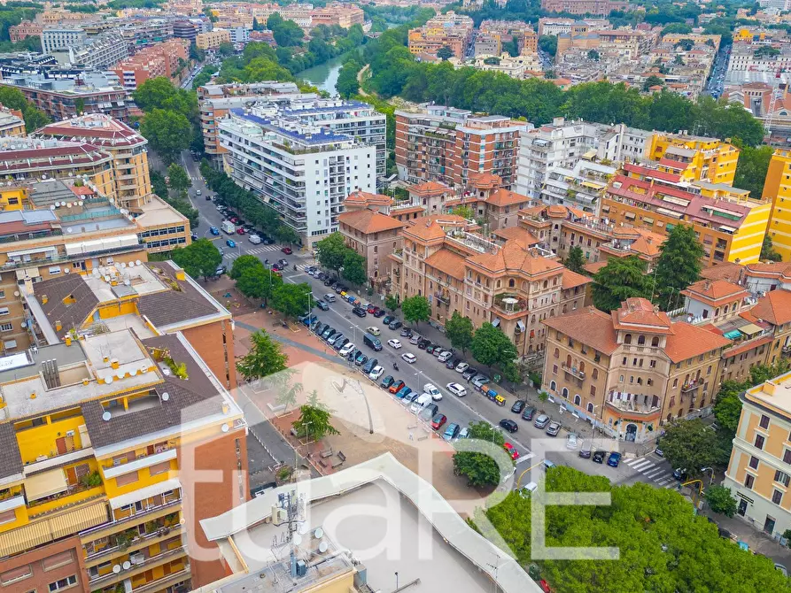 Immagine 32 di Appartamento in vendita  in via ettore rolli a Roma
