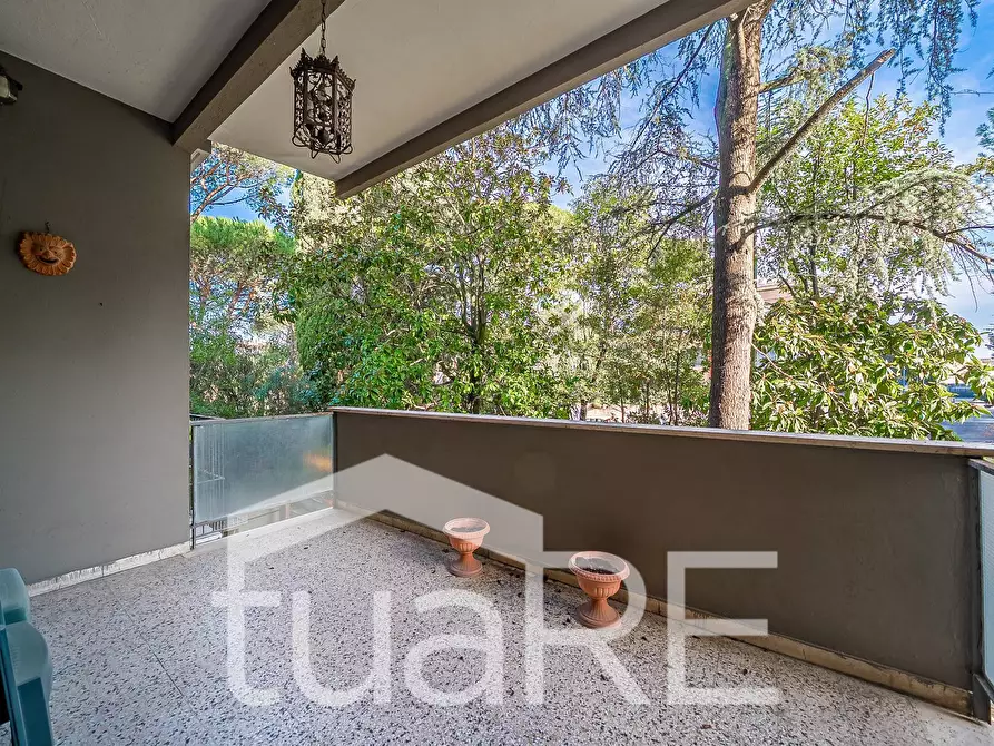 Immagine 4 di Appartamento in vendita  in Via Proba Petronia a Roma