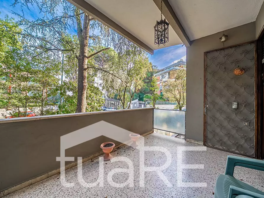 Immagine 5 di Appartamento in vendita  in Via Proba Petronia a Roma