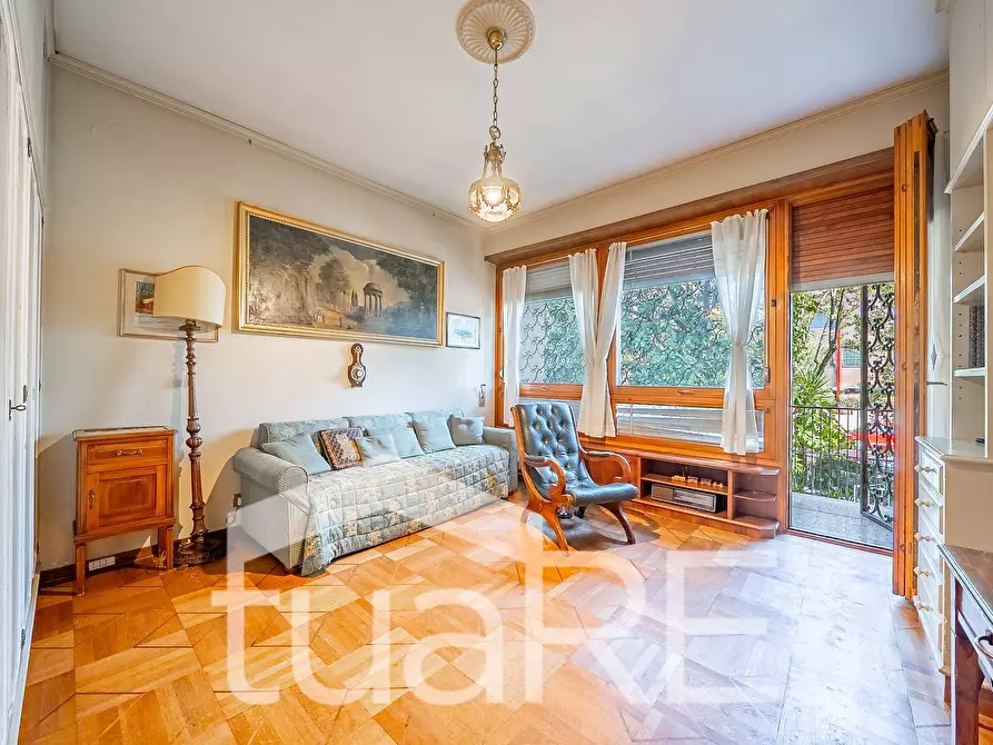 Immagine 16 di Appartamento in vendita  in Via Proba Petronia a Roma