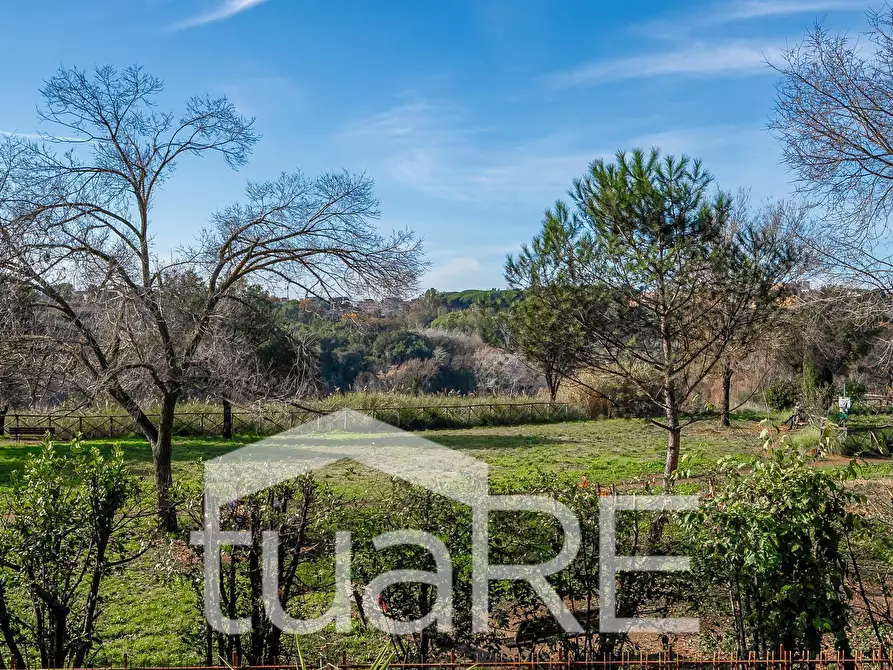 Immagine 27 di Appartamento in vendita  in Via Proba Petronia a Roma