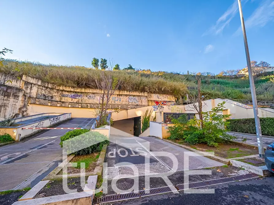 Immagine 8 di Box auto in vendita  in Via Pietro De Cristofaro a Roma