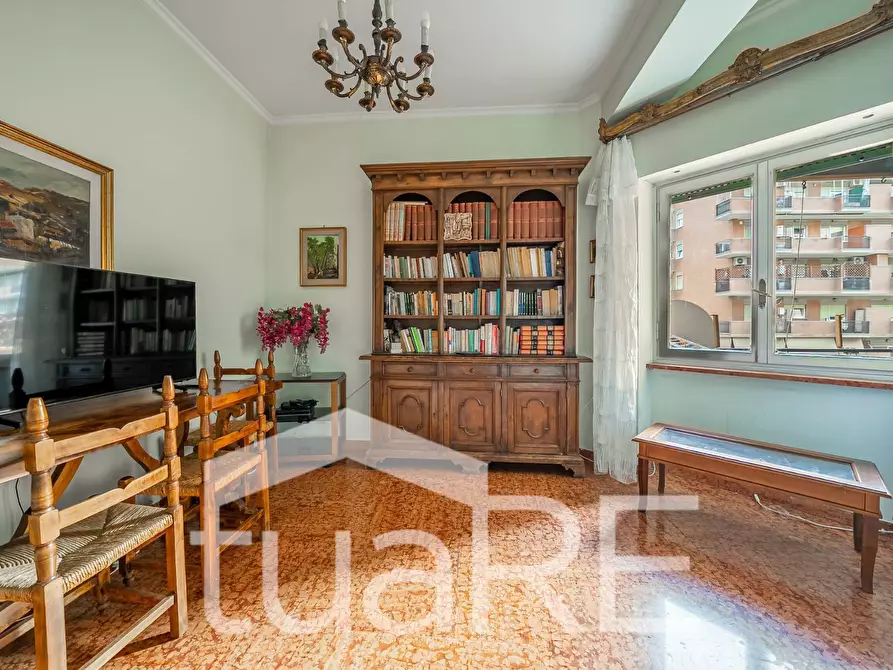 Immagine 16 di Appartamento in vendita  in Via Appia Nuova a Roma