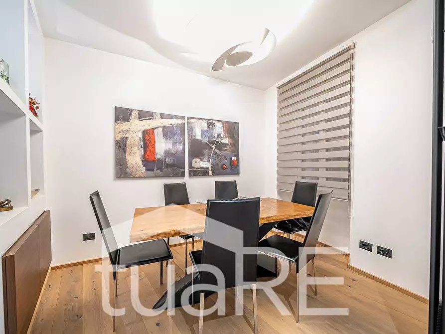 Immagine 6 di Appartamento in vendita  in Via Acherusio a Roma