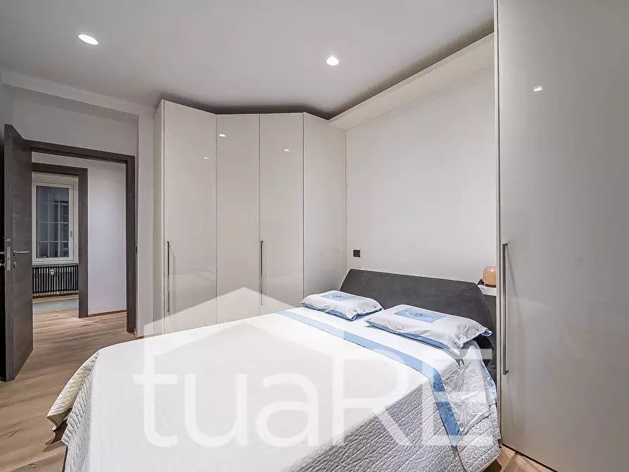 Immagine 13 di Appartamento in vendita  in Via Acherusio a Roma